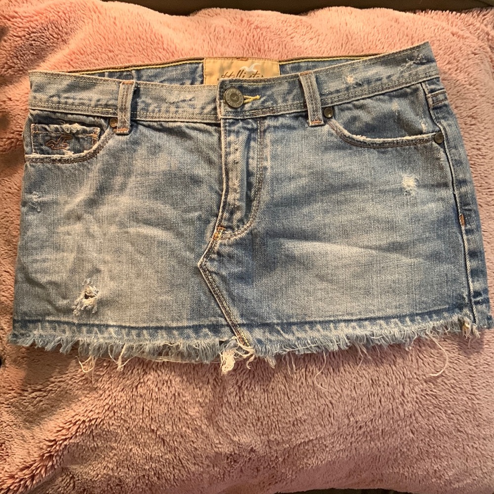 Y2K Hollister micro mini skirt. Size 3
